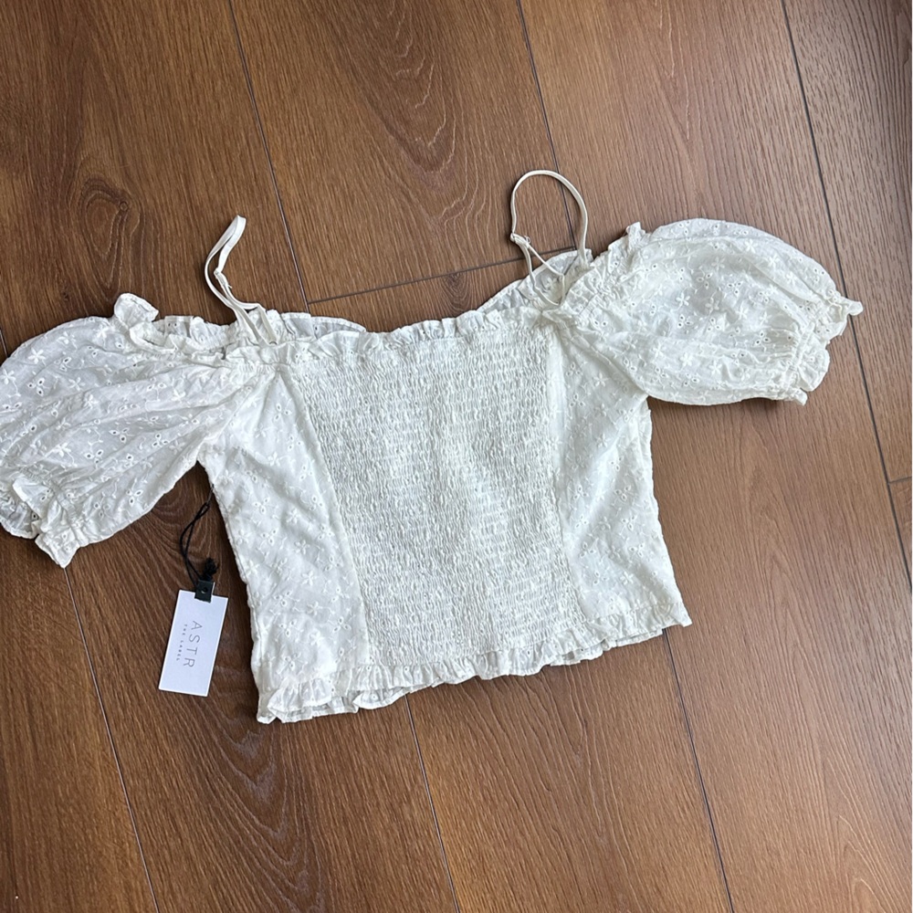 Astr Ivory Eyelet Off-Shoulder Blouse with puff sleeves - Picture 9 of 11